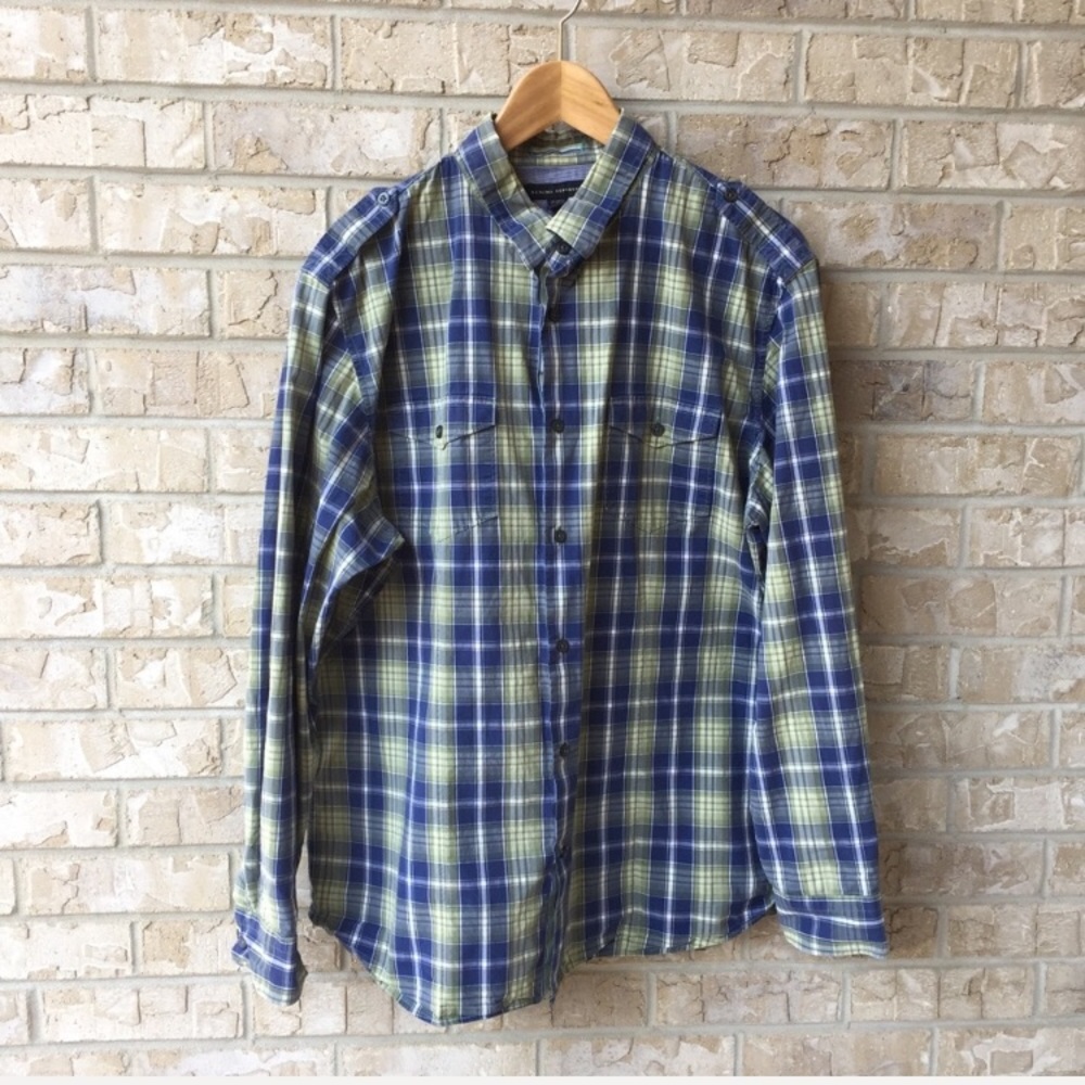 Banana Republic Button Up Plaid Shirt Size XL (17-17.5) 🌺